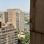 Skyscraper Apartment With Nile & Pyramids View