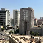 Skyscraper Apartment With Nile & Pyramids View